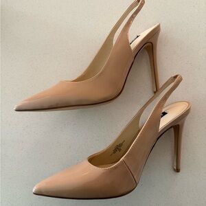 Nine West Feather Pointy Toe nude Slingback Heels
